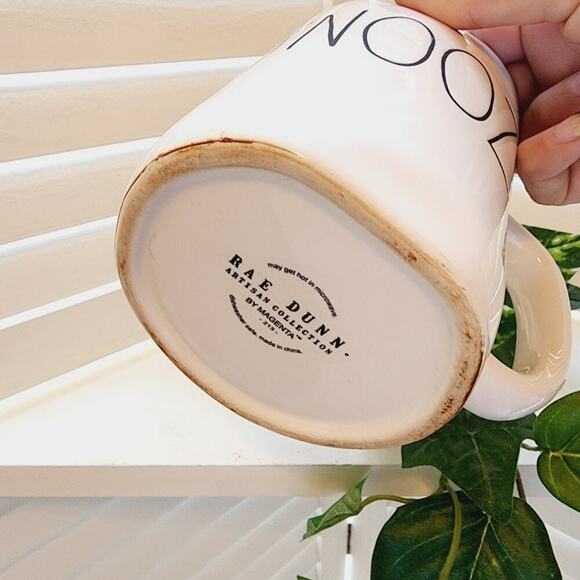 RAE DUNN SNOOZE 20 OZ MUG - Picture 3 of 3